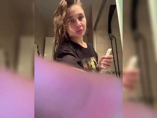 Offline -INDICA- on BongaCams