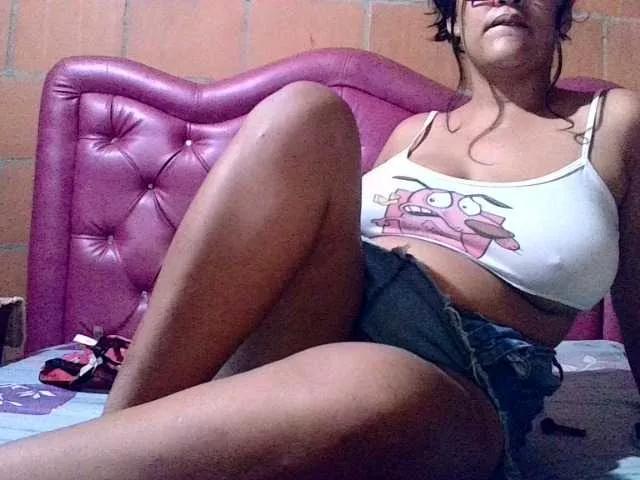 Freechat aisha5 on BongaCams