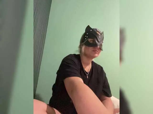Alice-Remote-Worker — Freechat on BongaCams