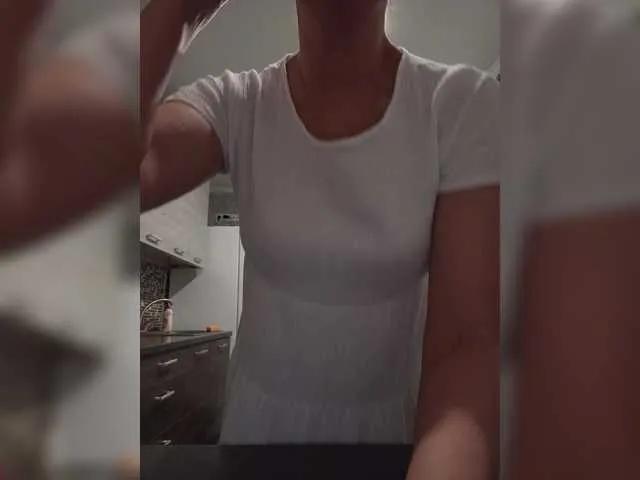 Offline Biggirl777 on BongaCams