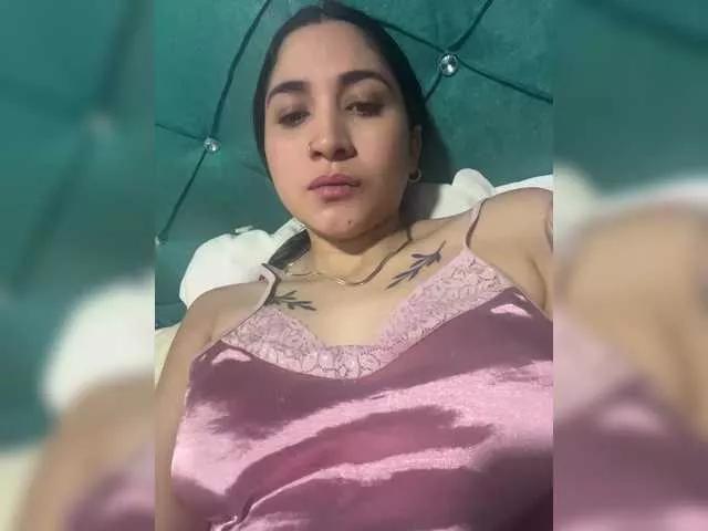 Offline britt-grey on BongaCams