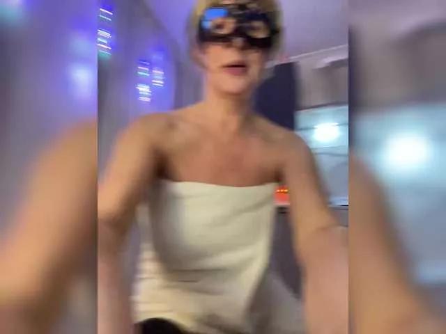 Offline Desirable3 on BongaCams