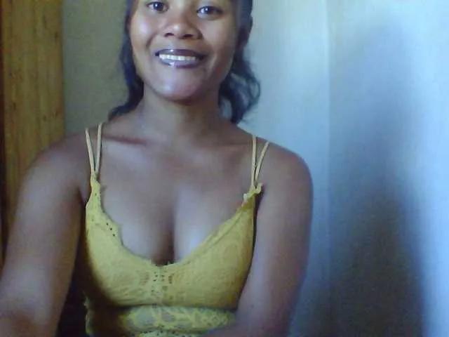 Dilliannah — Freechat on BongaCams