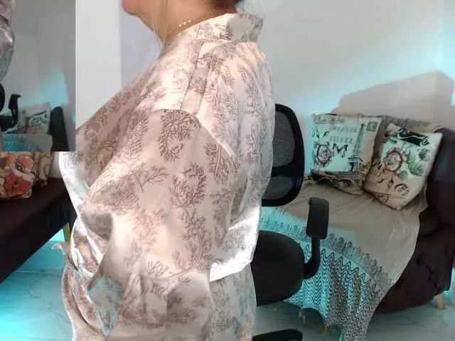 Offline Diva-Hot82 on BongaCams