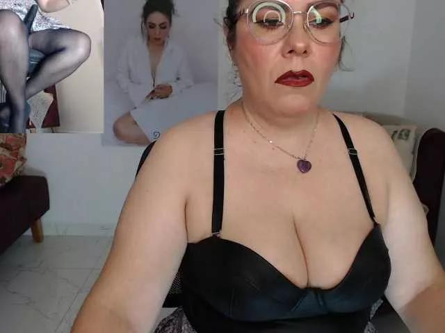 Offline Diva-Hot82 on BongaCams