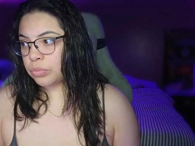 Drizzypeach on BongaCams
