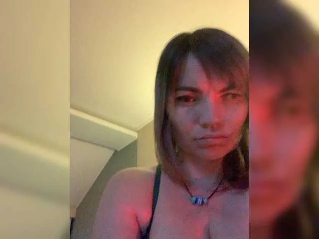 BongaCams ElizavetaCream is Freechat ElizavetaCream — Nice guys that enjoy my show. It is one of the best feelings ever!