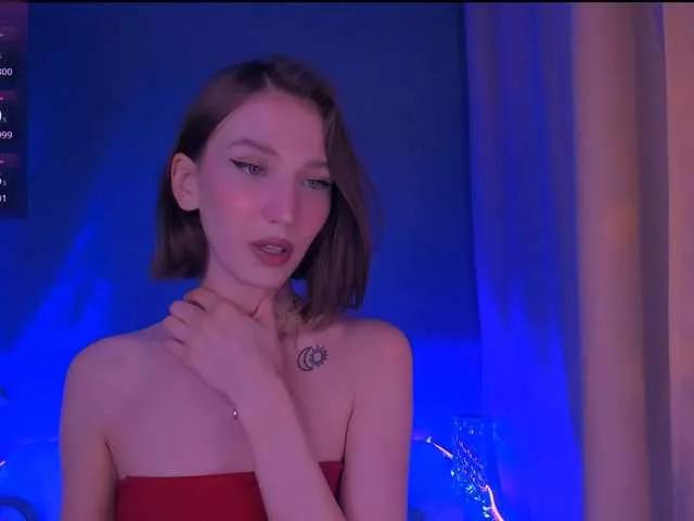 Offline ellaamber on BongaCams