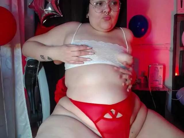 emma-hoot1 on BongaCams 