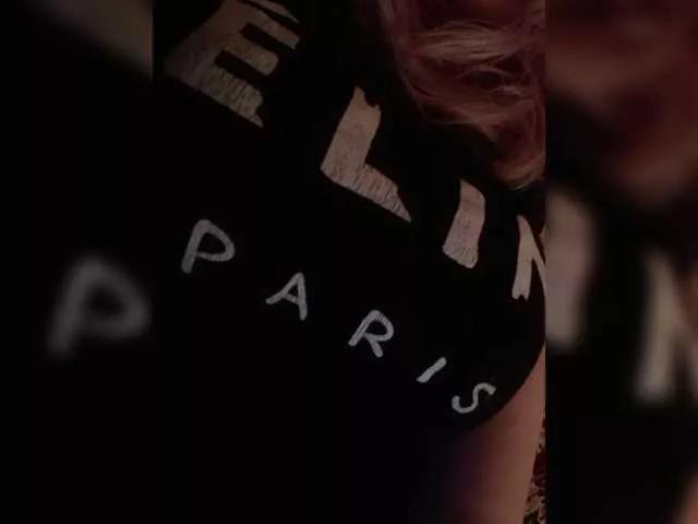 EveHugs on BongaCams 