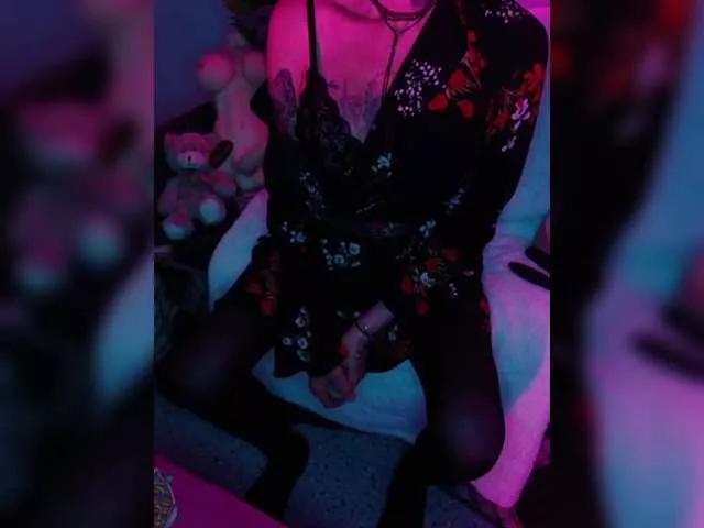 Offline Fecfec91111 on BongaCams