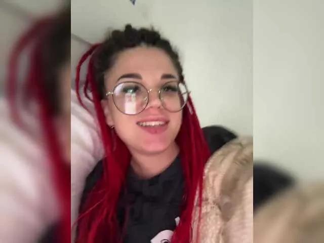 Flipflapsolo — I am excited by the art of seduction, erotic dance that emphasizes every curve of my body. This is my statement about feminine strength and beauty, about how I am ready to satisfy my own and other people's desires.
...