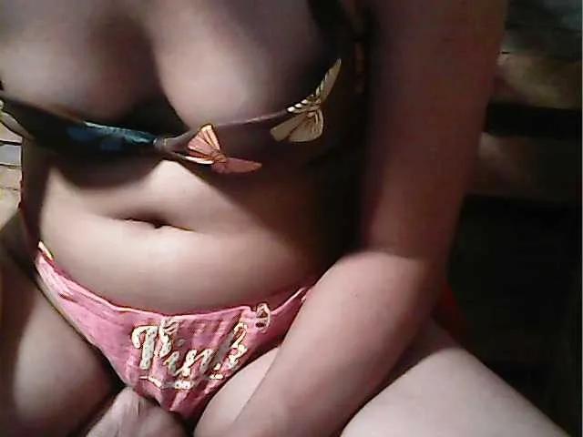 flowerhairypinay on BongaCams