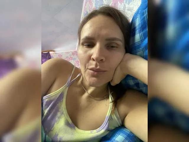 Offline Helenj on BongaCams