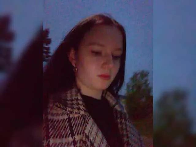 Offline Hotgirrrl on BongaCams