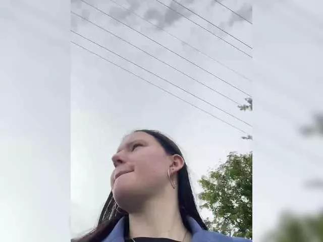 Offline Hotgirrrl on BongaCams