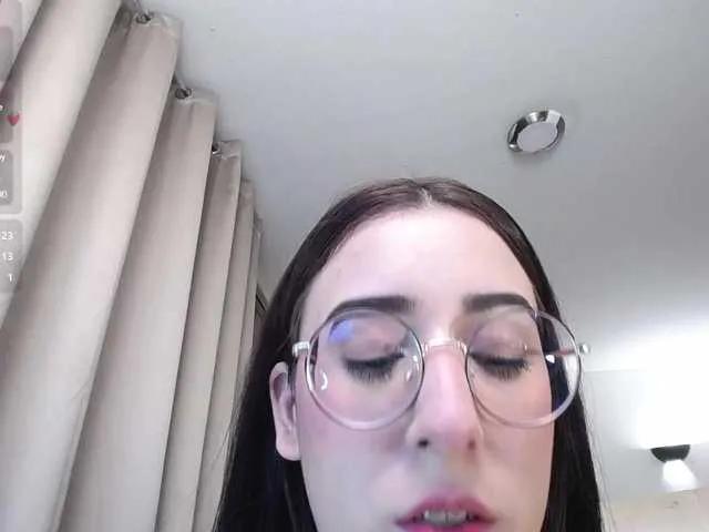 Im-Kitty on BongaCams