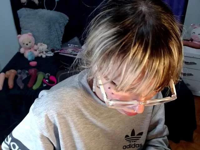 katalinalxx on BongaCams 