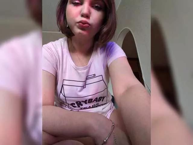 Offline Kikki on BongaCams