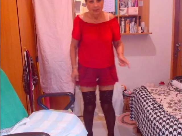 Kira9476 — Freechat on BongaCams
