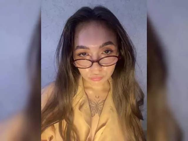 kiskama on BongaCams 