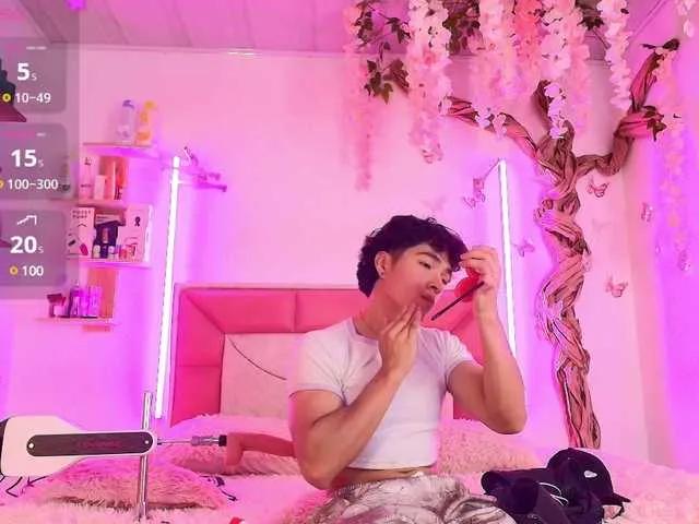 KittyMaxSteel on BongaCams 