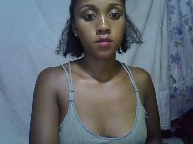 Freechat Lillteblackgirl on BongaCams