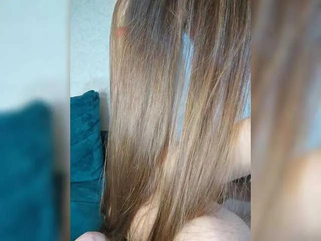 LolaTorr on BongaCams 