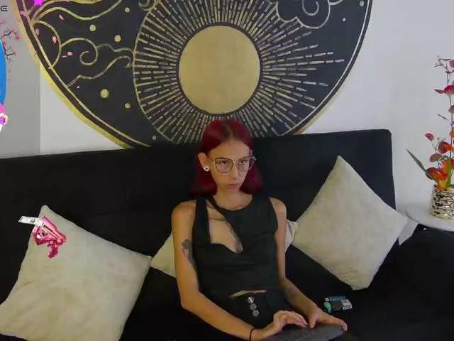 Offline Lunamistyc on BongaCams