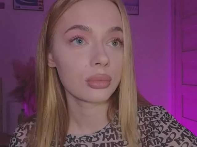 Offline mayshy on BongaCams