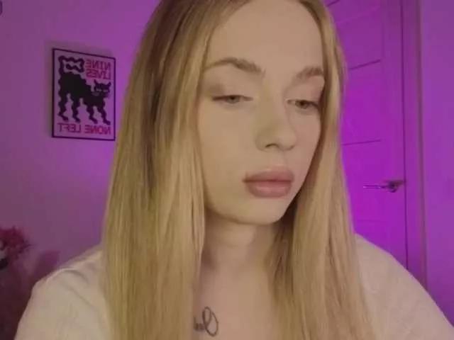 Offline mayshy on BongaCams