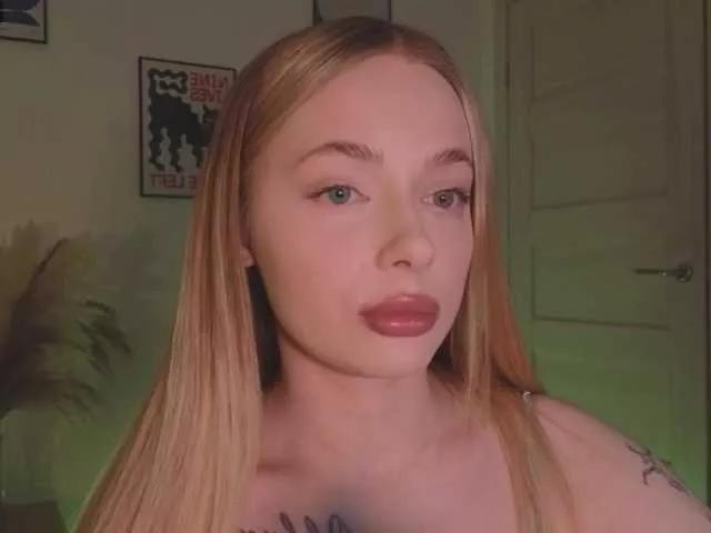 Offline mayshy on BongaCams