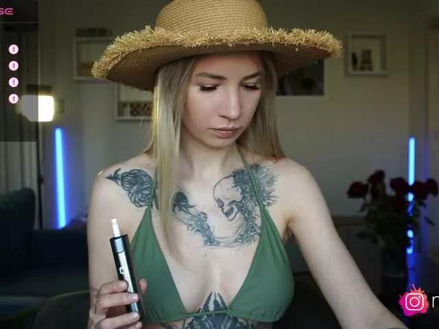 Offline mel-collins on BongaCams