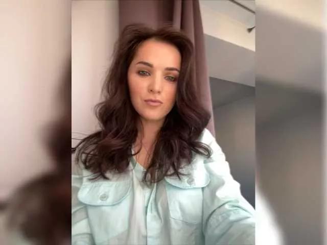 noeelly on BongaCams 