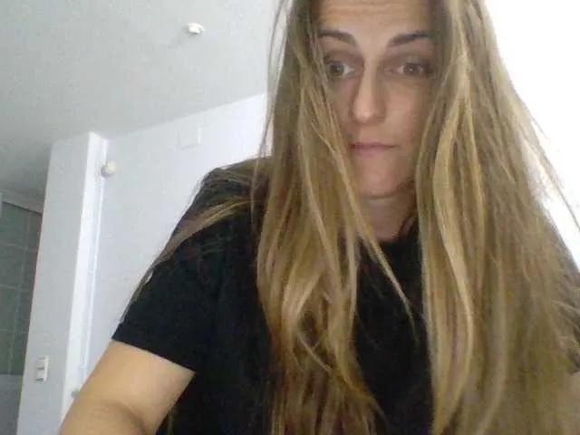 pareja33202023-1 — Que nos manden