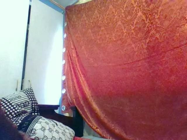 Offline pornadrianna on BongaCams