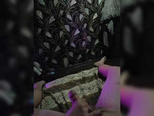 Pussyl2 on BongaCams 