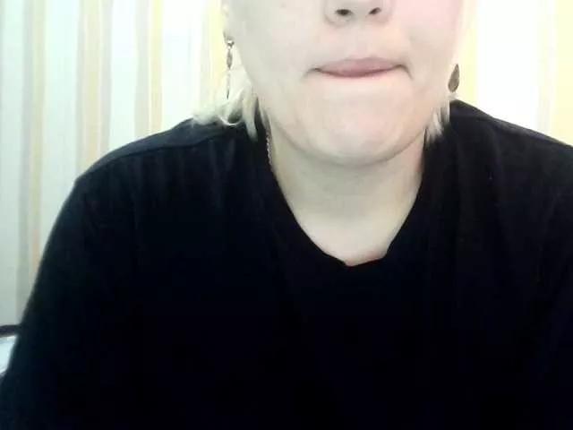 Offline Sarah-Jane on BongaCams