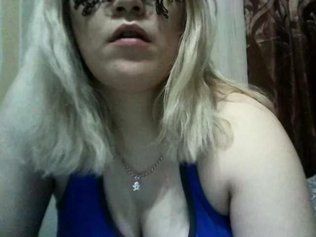 Offline Sarah-Jane on BongaCams