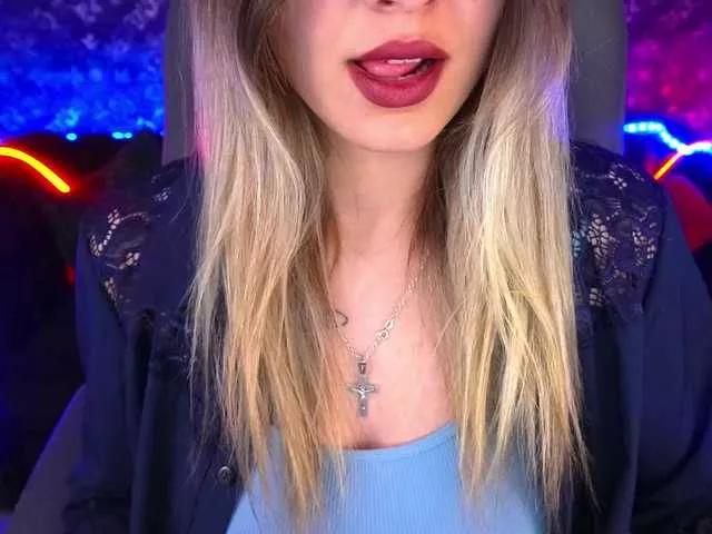 SashaBlooms on BongaCams 
