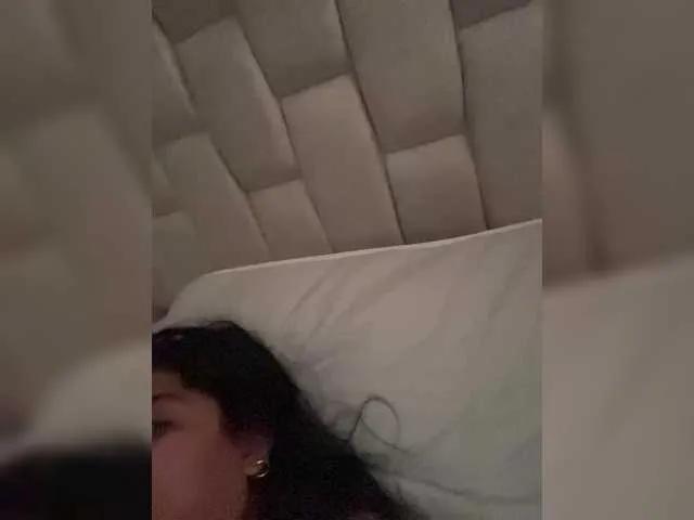 sexy-miaa1 on BongaCams