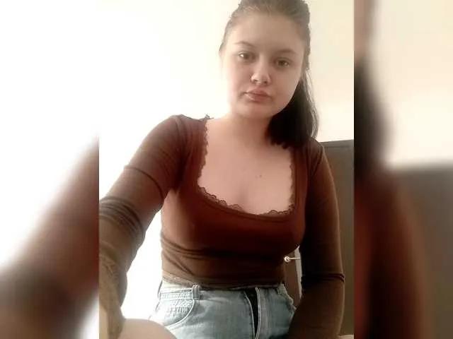 Sunny-Smail — Freechat on BongaCams