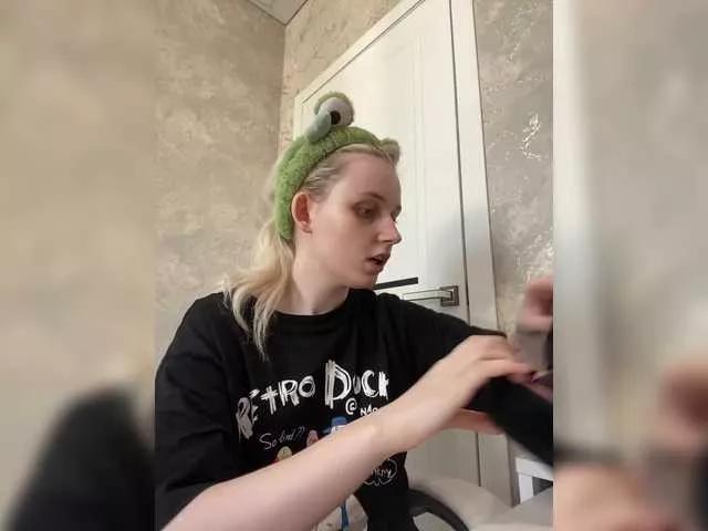 sweeteRose on BongaCams 