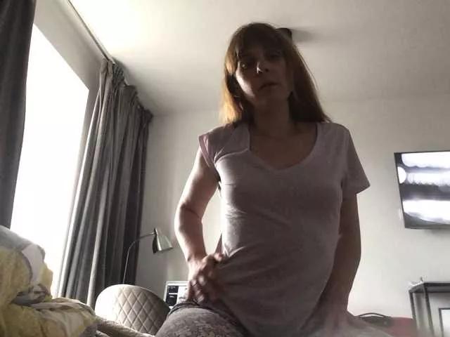 VivaLipstick on BongaCams 