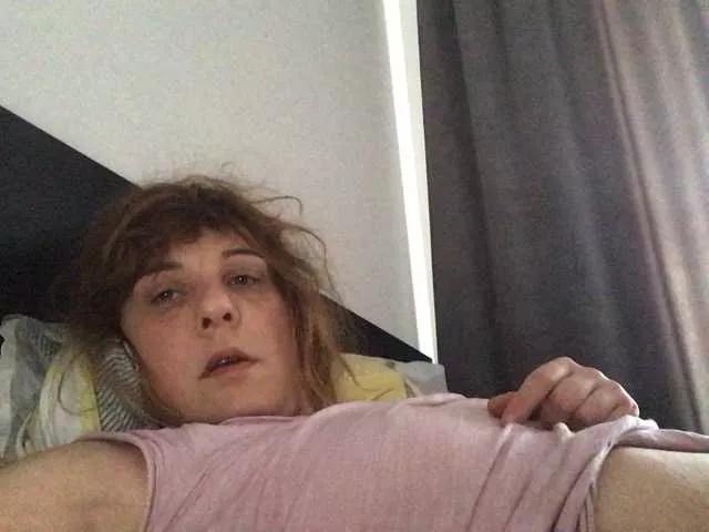 VivaLipstick on BongaCams 