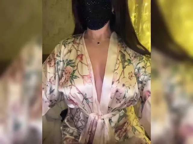 ZarinaMilf — I'm turned on by men in my room who know what they want and without further ado take me and make me happy)