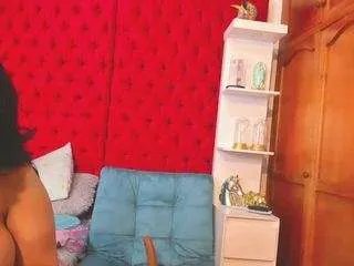 larafoxx — MAKE ME RIDE AND SQUIRT SO GOOD [Multi Goal]