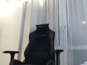 Freechat aaront0pmuscles on Chaturbate