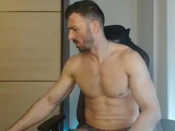 Freechat aaront0pmuscles on Chaturbate