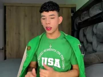Freechat andrew_twink18 on Chaturbate